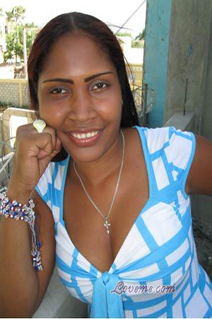 dating dominican woman